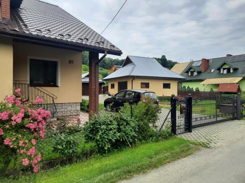 Noclegi Koziniec Bobrka Ngoại thất bức ảnh